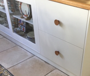 New Timber Knobs for a Makeover 