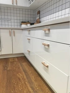 Timber Pulls Made to Replace Old Handles